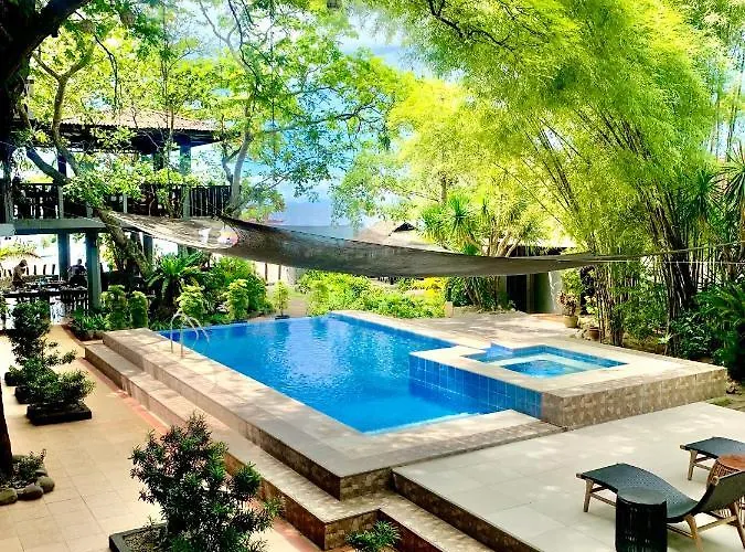 Hotel with view: The Henry Resort Taramindu Laiya