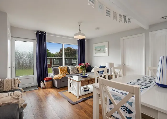 5 Norton Park