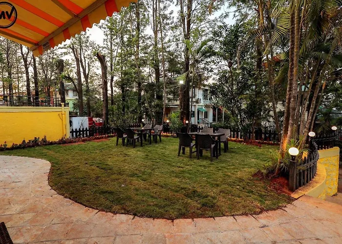 Lodging Marigold With Swimming Pool