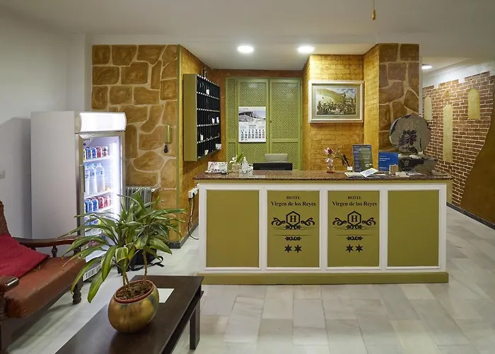 Hotel Virgen De Los Reyes