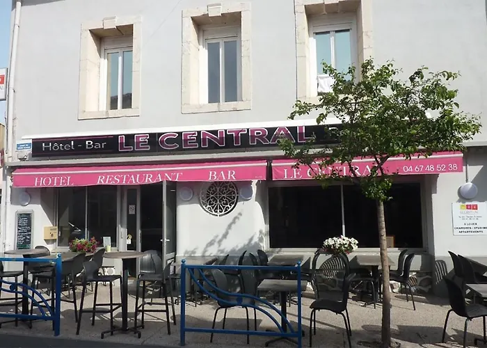 Le Central Hotel Bar Restaurant