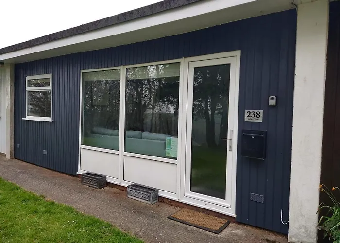 238 Norton Park, Dartmouth 2 Bed Holiday Home With Free Parking