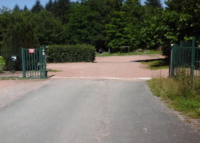 Chalet sur bord de l'eau