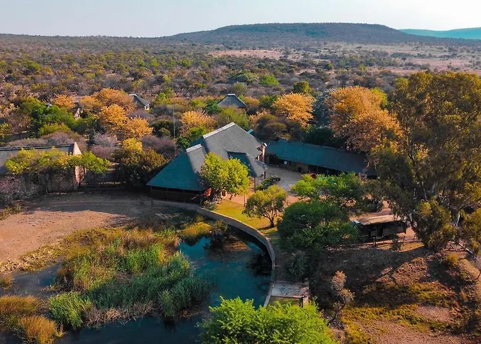 Mela Luxury Game Lodge