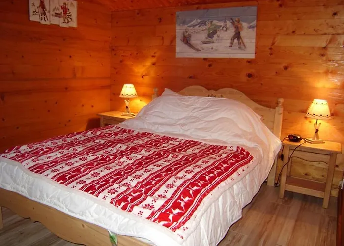 Chalet 8 pers. à 350m des pistes, 4 ch., WiFi, garage, poêle à bois, ensoleillé, Crest-Voland - FR-1-733-37