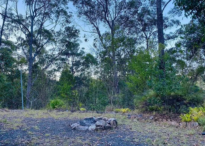 Austinville Hinterland Chalet