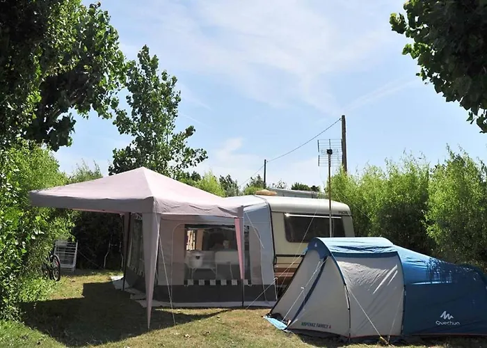 Le Costa Gloria - 400 mtres de la plage - Sud Nantes Camping de la Prairie
