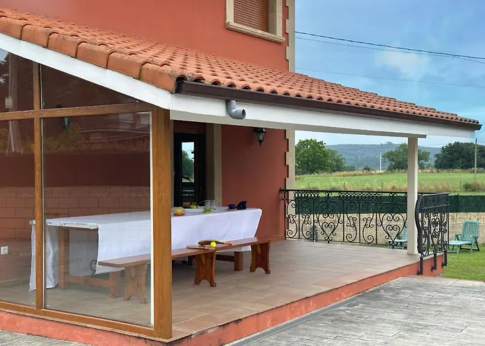 Casa con jardin - El Magnolio 7802
