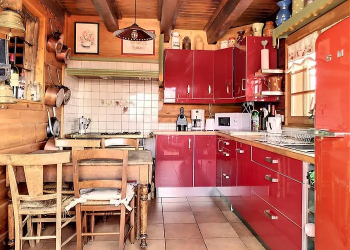 Chalet 10 pers tout confort avec cheminée et sauna - FR-1-267-264