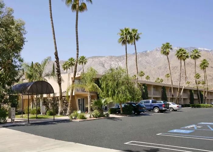 Hot Tub in Room Days Inn By Wyndham Palm Springs