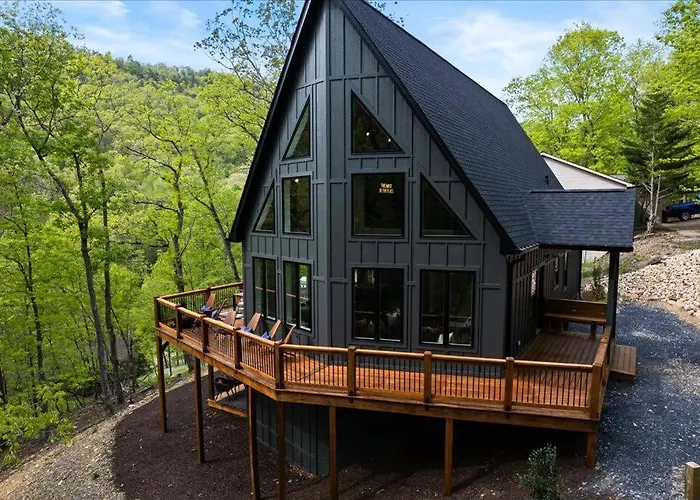 Mountain Retreat Haven-Hot Tub-Game Room