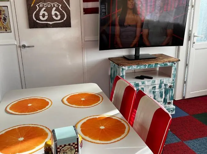 American Retro Chalet
