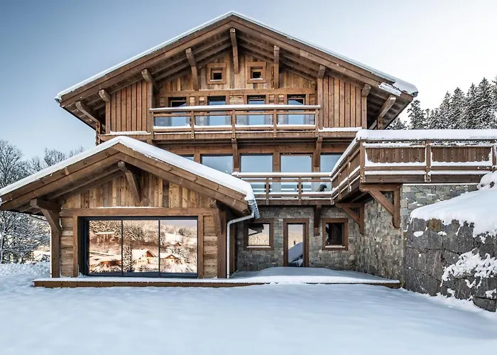 Le Grand V, chalet de luxe avec piscine intérieure