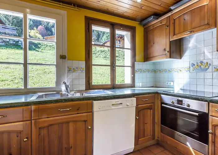 Chalet Proche Pistes, Cheminee, Animaux Acceptes, Garage, Wifi - Fr-1-304-108
