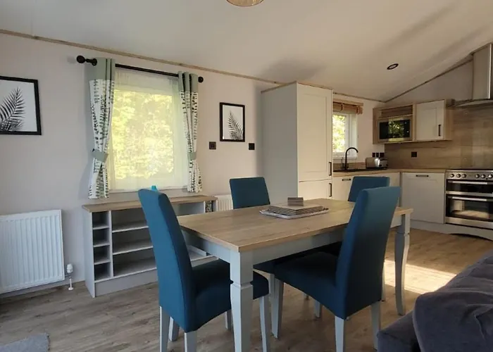 Luxury Lodge @ Hoburne Devon Bay