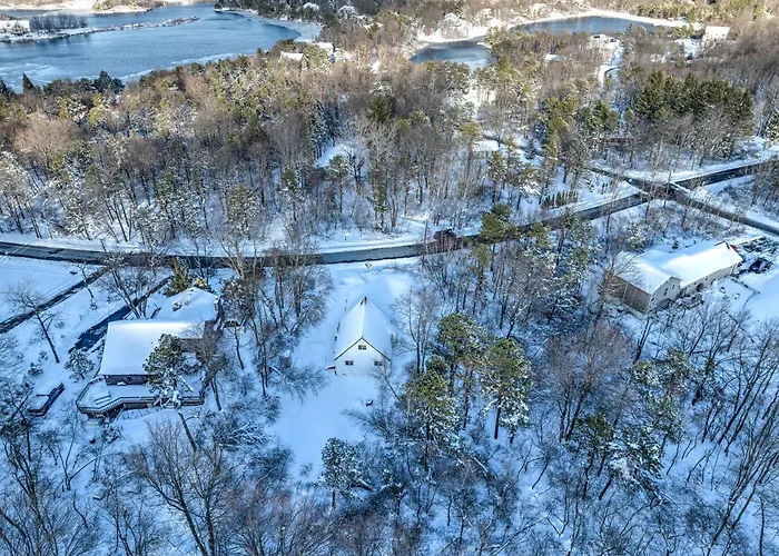 The Sage Chalet In Emerald Lakes, Poconos!