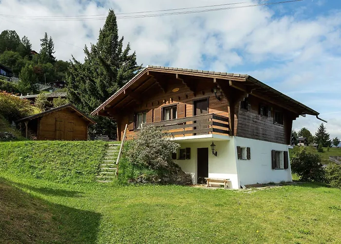 Chalet Par Le Travers