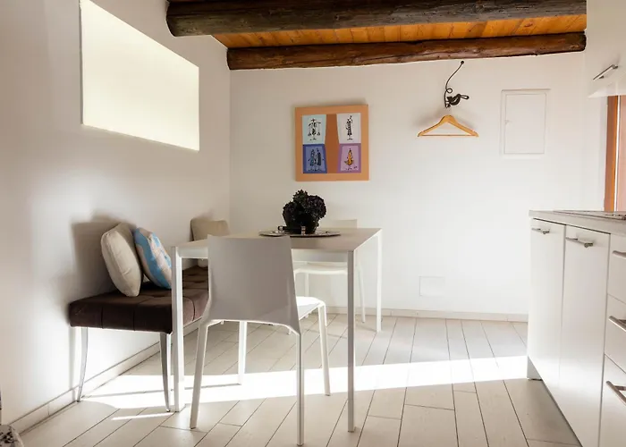 Verzasca Lodge Elma