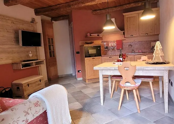 Baita 3 Lovely & Central Sauze