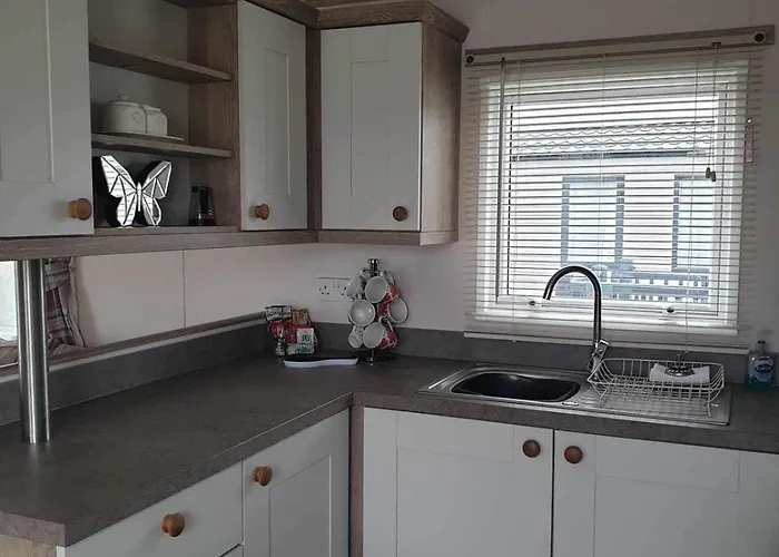 Hot Tub Luxury Caravan 23 Lancaster Tattershall Lakes
