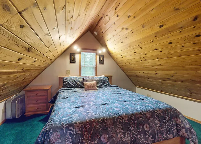 Quiet A-Frame Tucked Off The Road In Girdwood