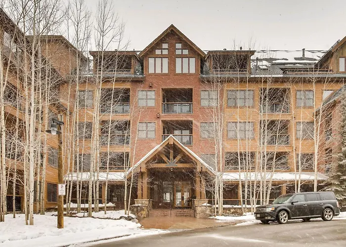 Hotel with pool: The Springs Condominiums By Vail Resorts