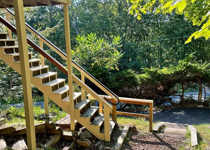 Saw Creek Cabin - Regent Hilltop