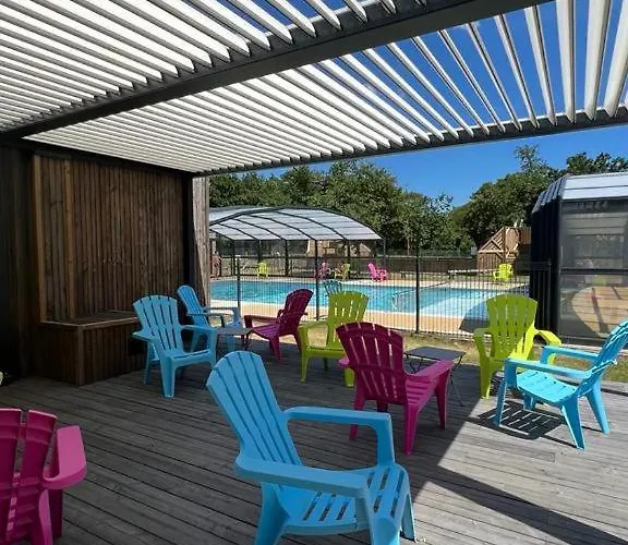 Chalet La Landaise En Bord Du Lac De Peyre A Labouheyre