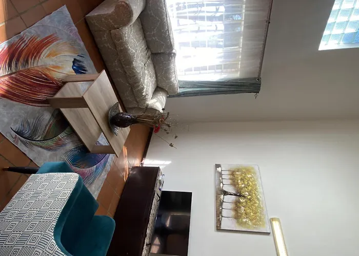 Cheap hotel: Menlyn Mews Guesthouse