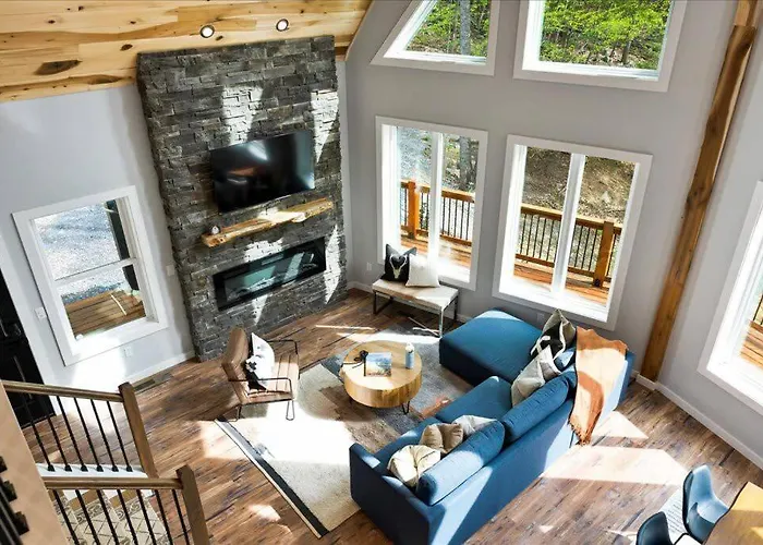Mountain Retreat Haven-Hot Tub-Game Room