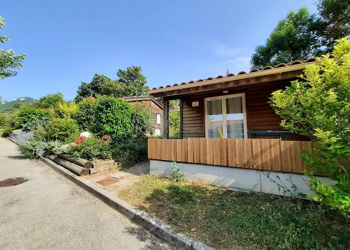 Hôtel accueillant les animaux: Résidence Les Chalets de Millau