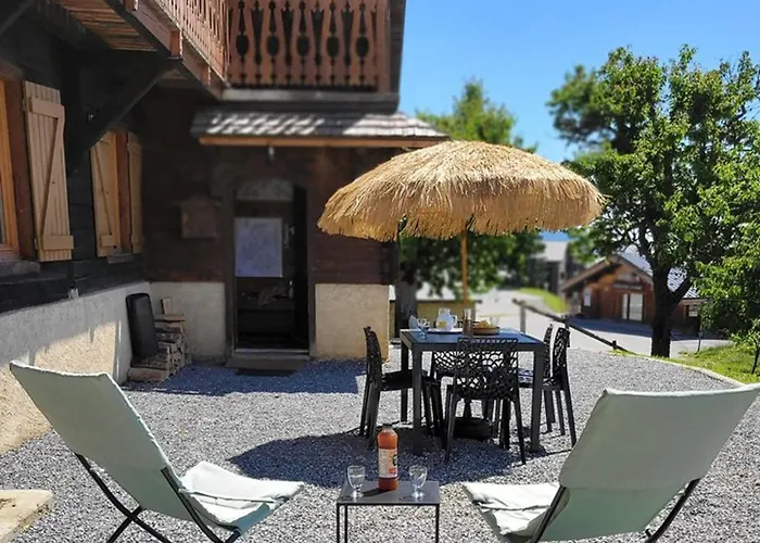 Chalet confort 10 pers, proche pistes, jardin, BBQ, wifi - FR-1-733-142