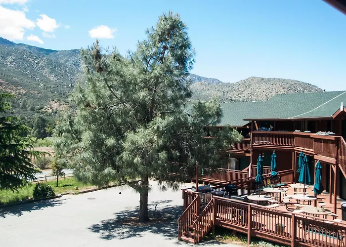 Corral Creek Lodge