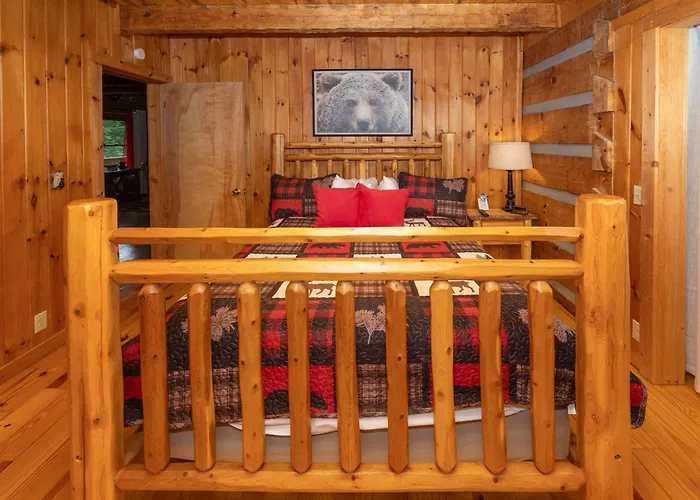 Yoli Bear Hideaway