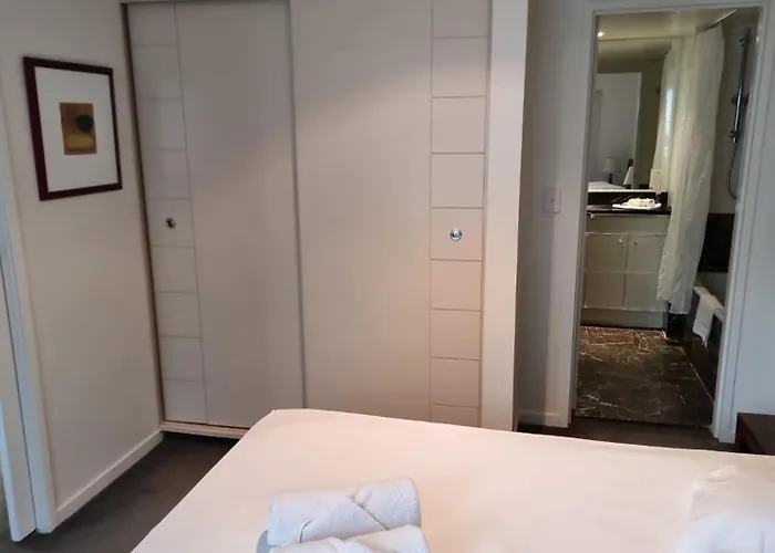 Dog friendly hotels Accommodation Sydney Darling Harbour