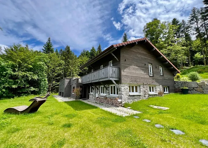 Home Des Bois