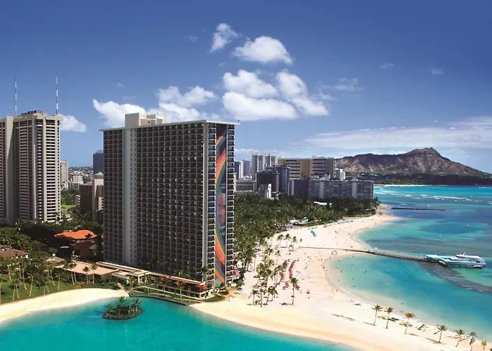 Luxury hotel only: Hilton Hawaiian Village Waikiki Beach Resort