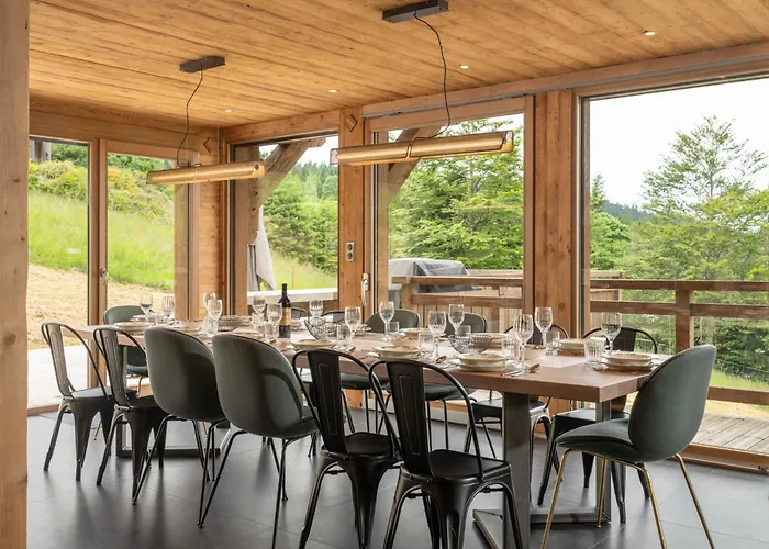 Le Grand V, Chalet De Luxe Avec Piscine Interieure