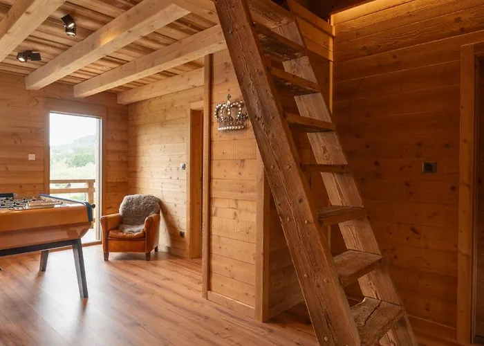 Le Grand V, Chalet De Luxe Avec Piscine Interieure