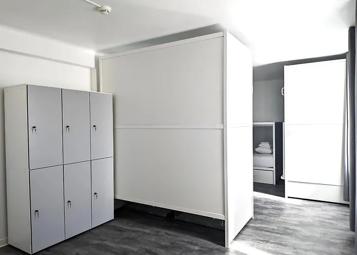 Hostel Pb - Perpignan Gare