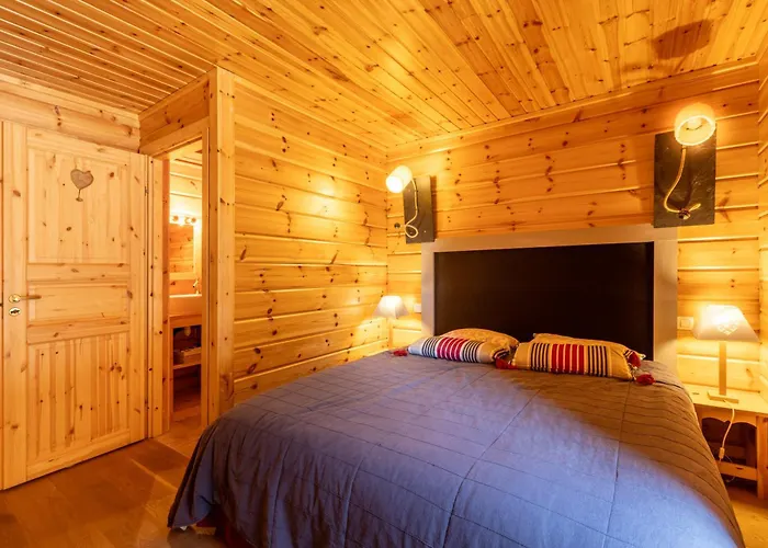 Chalet Des Jonquilles - Magnifique Maison Avec Piscine