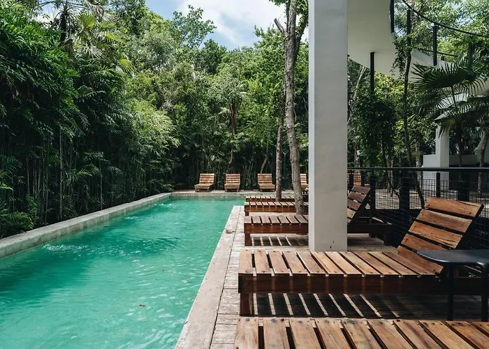 Luxury Villa, Beach Club - Jungle View - Sahara Jade