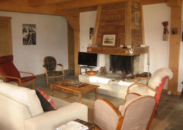 Chalet Classe 4 Etoiles Face Aux Aravis Plein Sud 12 Personnes
