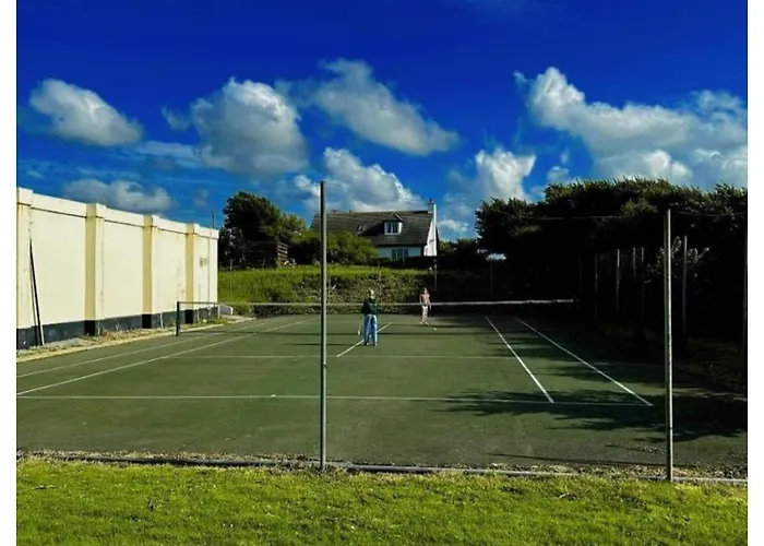 Chalet 18 Widemouth Bay Holiday Village