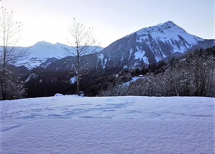 Chalet confortable 8-10 pers. près des pistes, terrasse, parking privé - FR-1-267-266