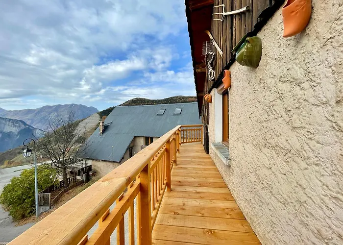 Homency - Chalet La Gaule