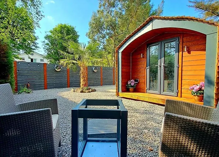 Pod At Lonan Drive