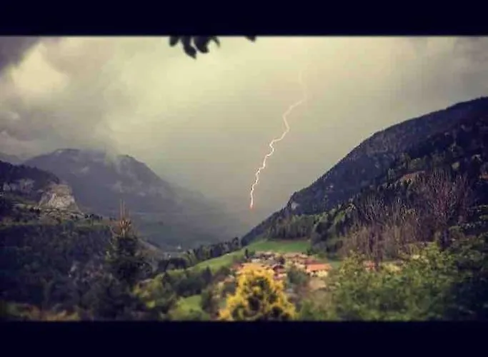 Le Mirador Chalet Seytroux, Big Views 15 Minutes From Morzine