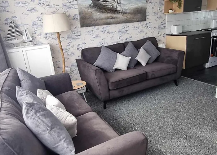 115 Modern South Facing Chalet On Sunbeach In Scratby Near Great Yarmouth