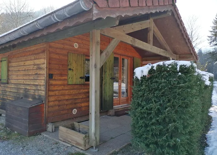 Camping Le Trejeux - Petit Chalet